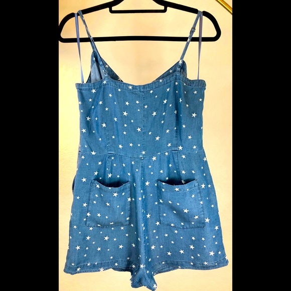 Star print chambray tie romper - Picture 3 of 3